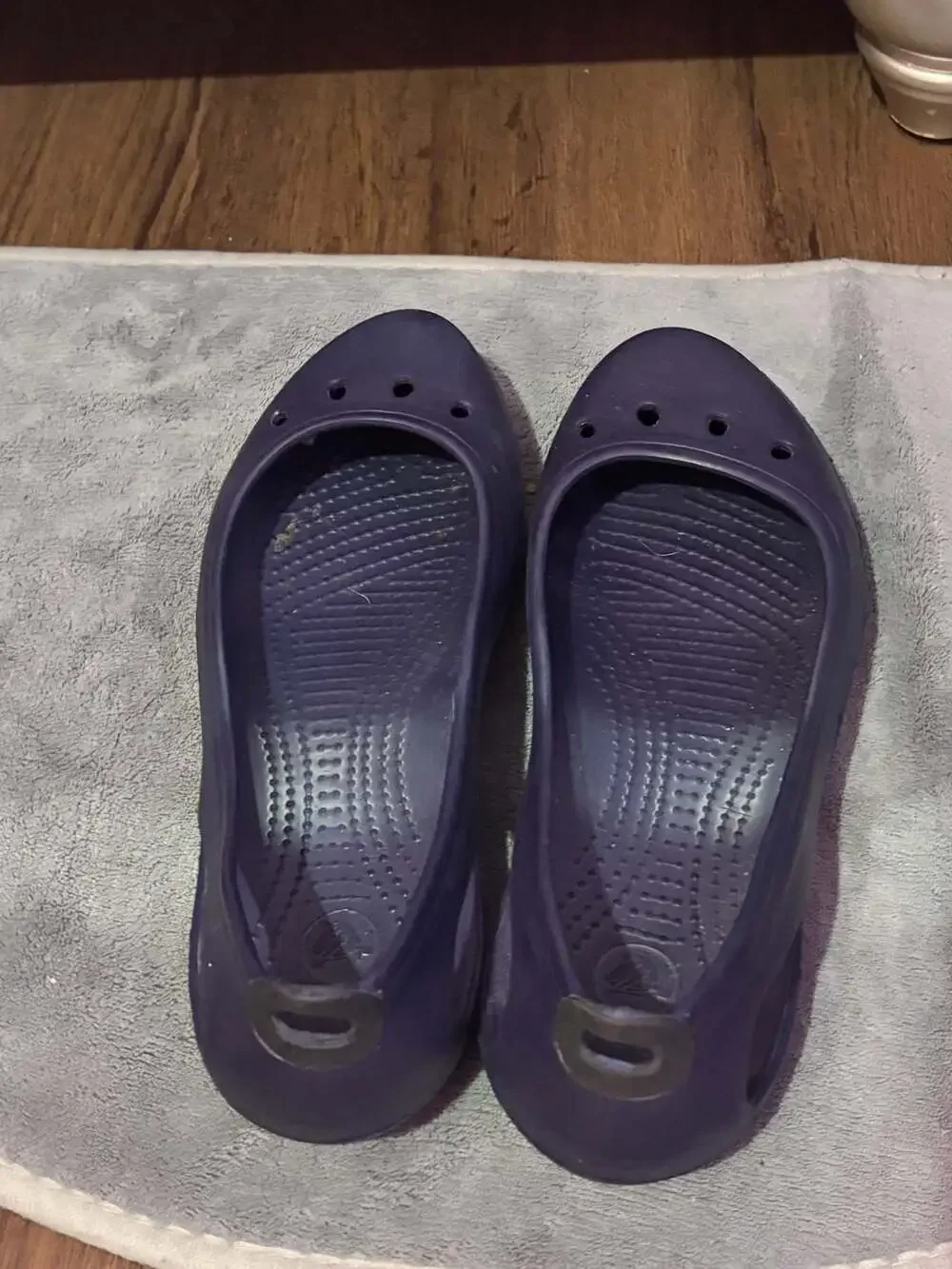 Crocs Kadee Navy Blue Women's Slip-On Ballet Flats 9